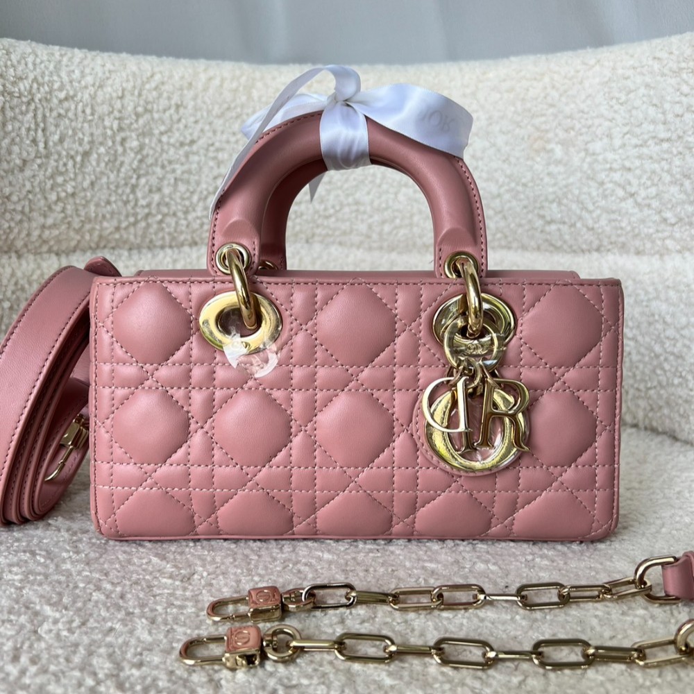 Like new Dior D-joy Small ชมพูนูด Y.2023